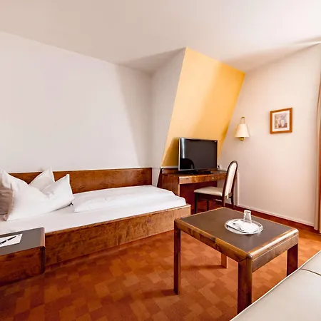Aspire Elements Reutlingen, Trademark Collection By Wyndham 3*